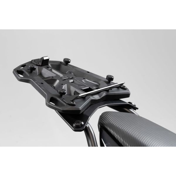 Kit di fissaggio bauletti SW-MOTECH Adattatore Top Case Shad Portapacchi Street Rack Kit di fissaggio bauletti SW-MOTECH Adattatore Top Case Shad Portapacchi Street Rack