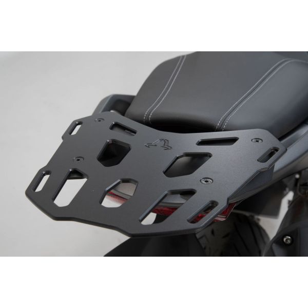 Kit di fissaggio bauletti SW-MOTECH Portapacchi Street Rack Triumph Tiger 1050 Sport (13-20) Kit di fissaggio bauletti SW-MOTECH Portapacchi Street Rack Triumph Tiger 1050 Sport (13-20)