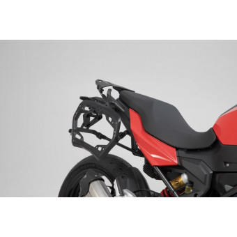 Kit di fissaggio valigie SW-MOTECH Supporti laterali PRO BMW F900R/F900XR (20-21) Kit di fissaggio valigie SW-MOTECH Supporti laterali PRO BMW F900R/F900XR (20-21)