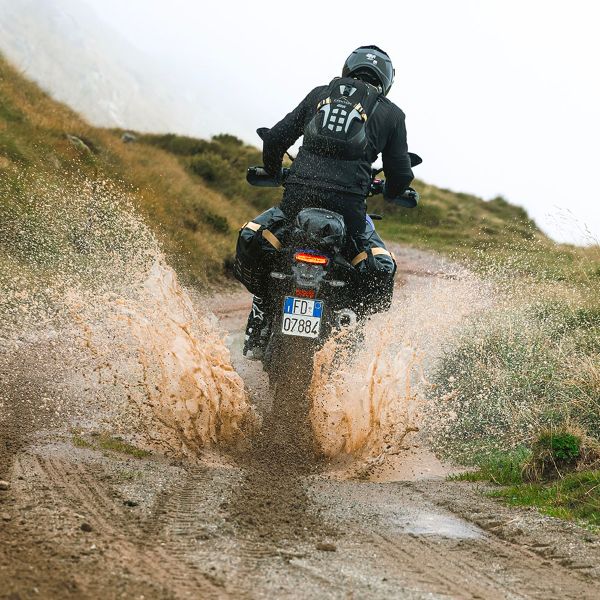 Givi Canyon nero 12L