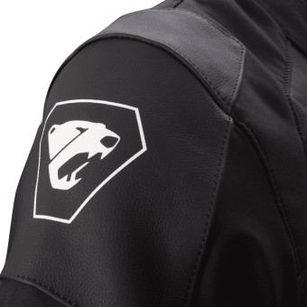 Bering Khilmore Nero