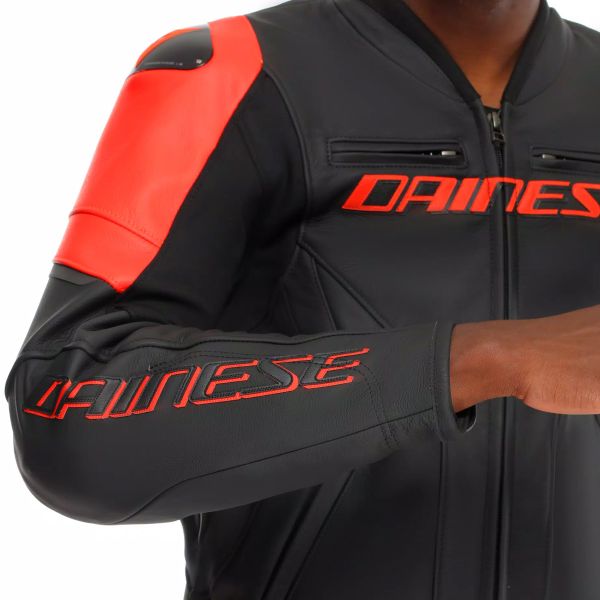 Dainese Corsa 5 Pelle Nero Rosso Fluo