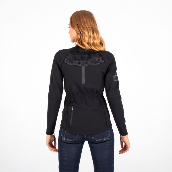 Knox Honister Black Woman