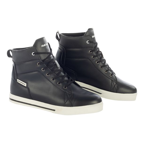 Sneakers Moto Bering Indy Black White Sneakers Moto Bering Indy Black White