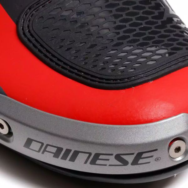 Dainese Torque 4 S Black Red Lava