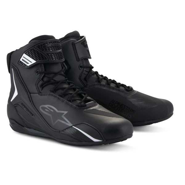 Scarpe Moto Alpinestars Più veloce 4 Nero Bianco Scarpe Moto Alpinestars Più veloce 4 Nero Bianco