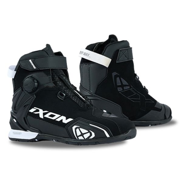 Scarpe Moto Ixon Bull 2 WP Black White Scarpe Moto Ixon Bull 2 WP Black White
