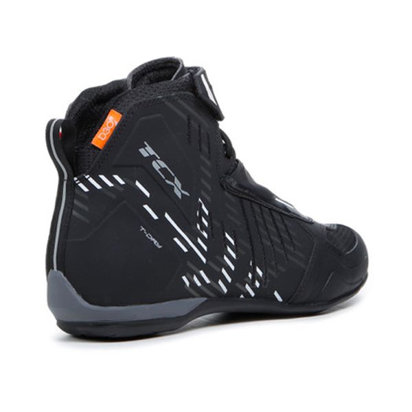 TCX R04D WP Black White
