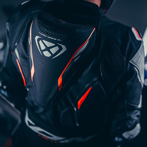 Ixon Demonio Black Red White