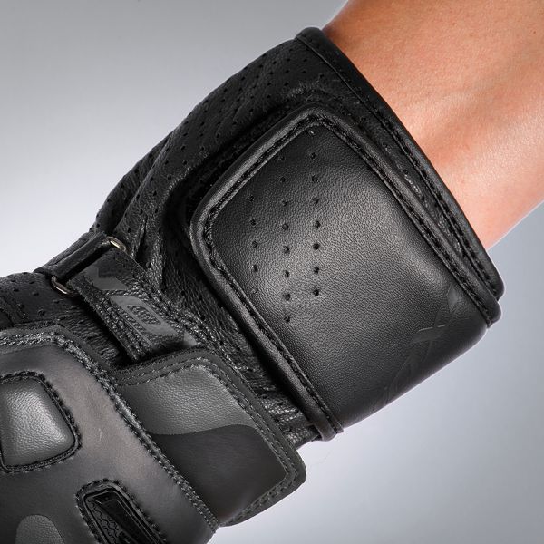 Ixon GP5 Air L Black