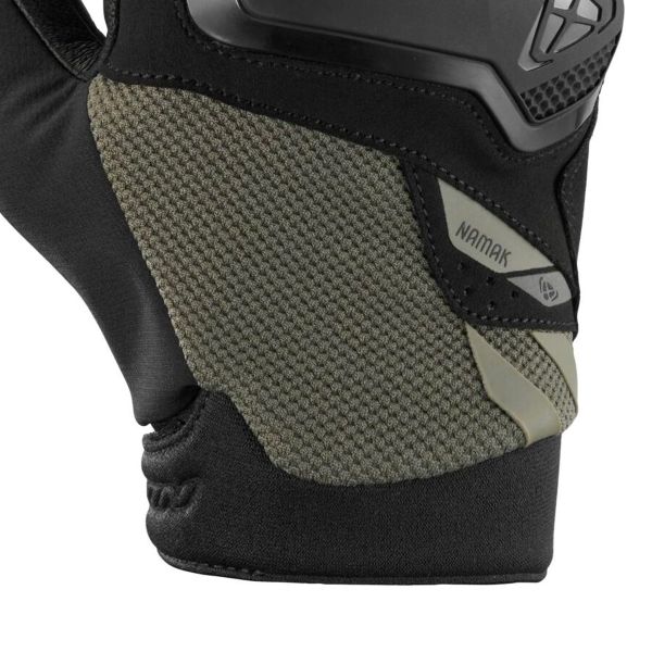 Ixon Namak Kaki Nero