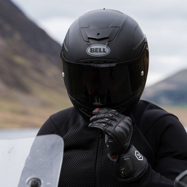 Knox Oulton Black White