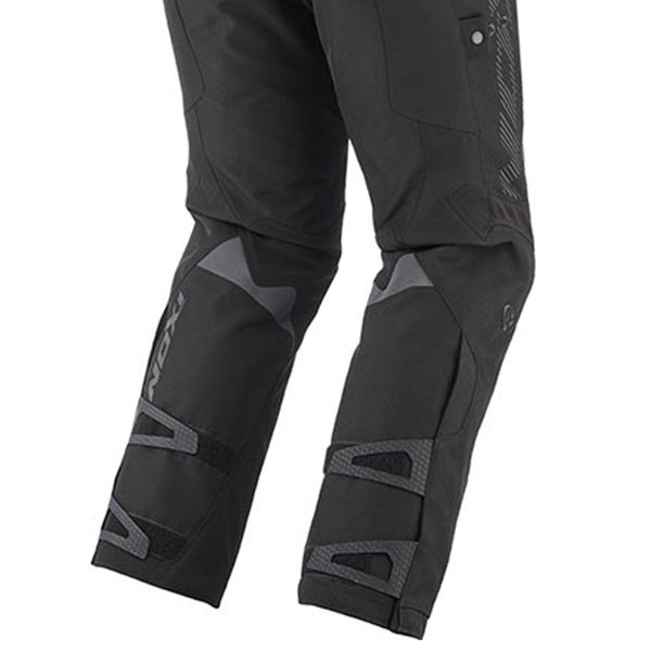 Ixon Pantalone Odin corto nero