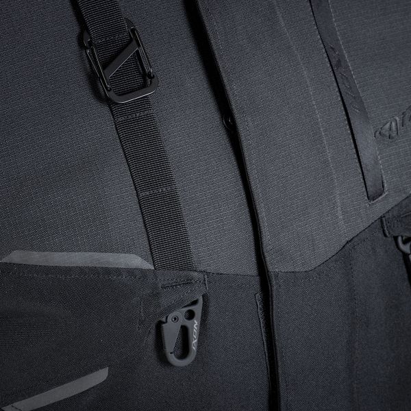 Ixon Eddas C Black Anthracite