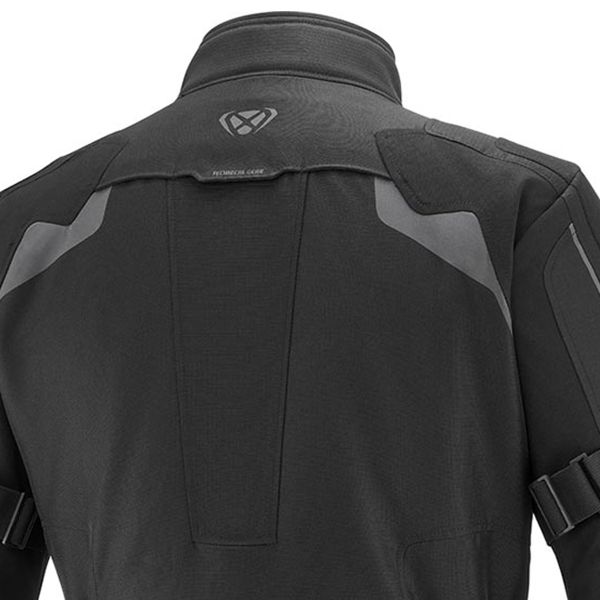 Ixon Odino lungo nero