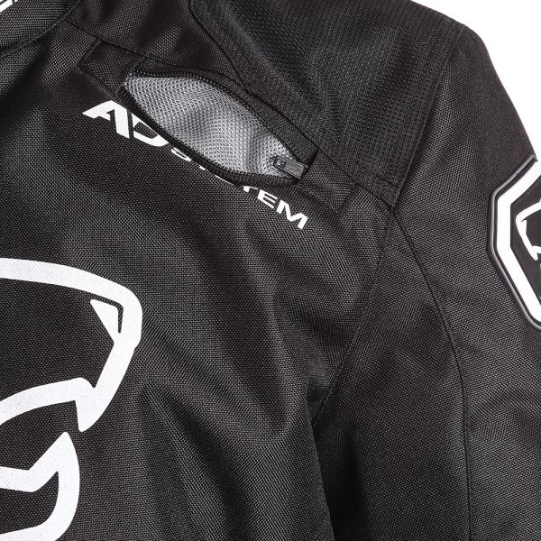 Bering Eskadrille Black White