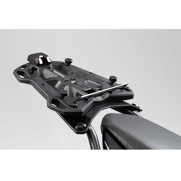 Kit di fissaggio bauletti SW-MOTECH Adattatore Top Case Shad 2 Portapacchi Street Rack