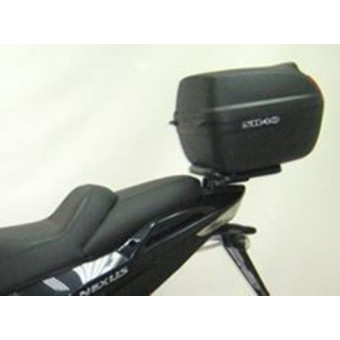 Kit di fissaggio bauletti Shad Fissazione Top Master Aprilia SR Max/Gilera Nexus 125/250/500 (07-22) Kit di fissaggio bauletti Shad Fissazione Top Master Aprilia SR Max/Gilera Nexus 125/250/500 (07-22)