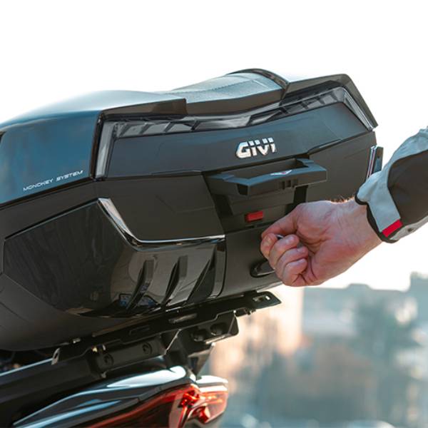 Givi Custodia superiore Monokey V58NNTB Maxia 5
