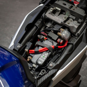 Midland Enercharge - Caricabatterie per moto