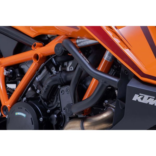 Paracarter e tappi SW-MOTECH Crash Bar KTM Super Duke 1390 R ABS (24)